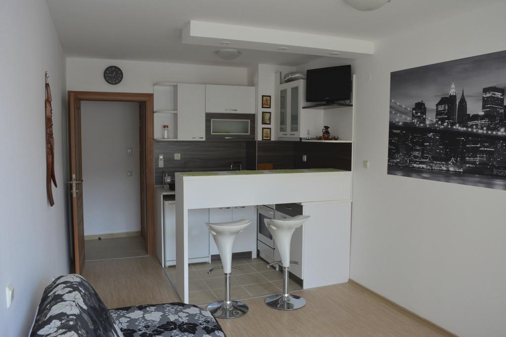 Apartment Gergana Kranevo Exterior photo